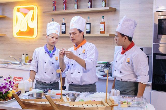 hướng dẫn học làm sushi món nhật