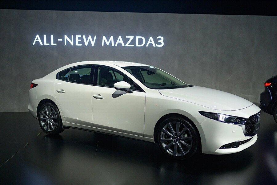 Mazda 3 Signature Luxury 2024 - Hình 1