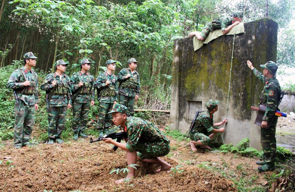 Ngành Trinh Sát Kỹ Thuật học gì? Mức lương và Cơ hội việc làm sau tốt nghiệp