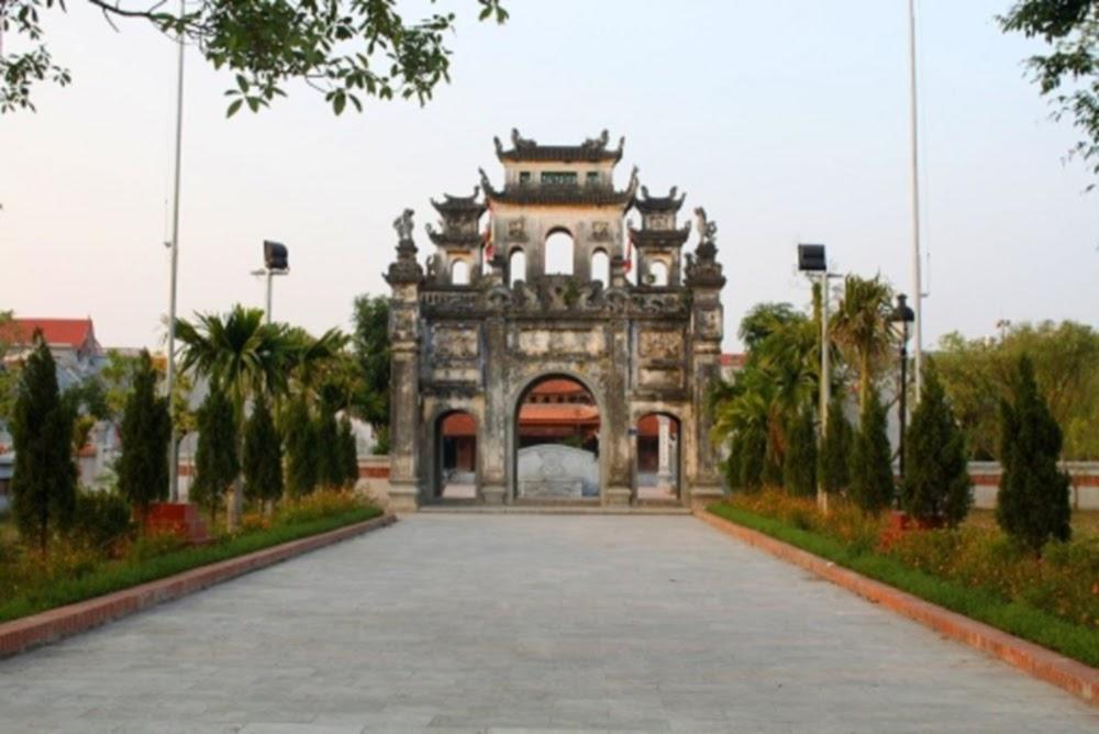 Về Lệ Mật ăn rắn