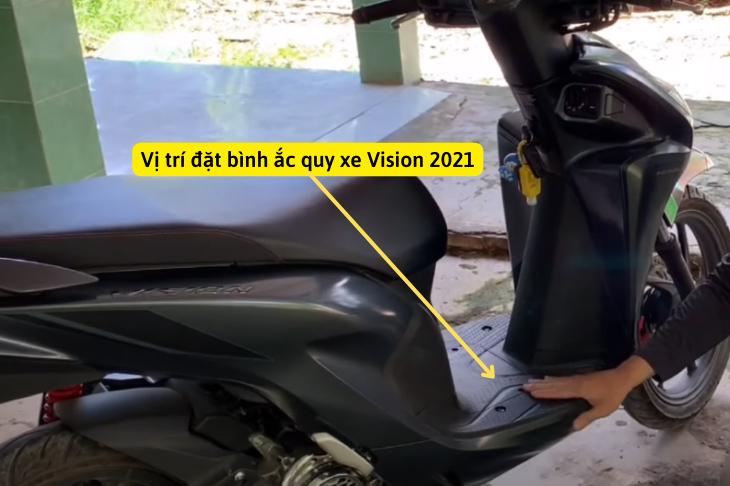 bình ắc quy xe vision 2021 nằm ở đâu