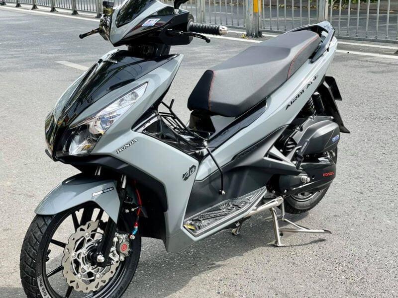 Thông số chiều cao và làm lại yên xe Air Blade có mắc không?