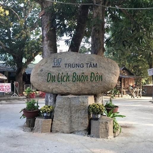 KHU DU LỊCH BẢN ĐÔN ĐẬM NÉT TÂY NGUYÊN