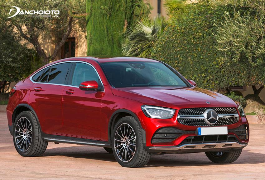 Mercedes GLC 300 4MATIC: Giá xe lăn bánh & thông số kỹ thuật (9/2024)