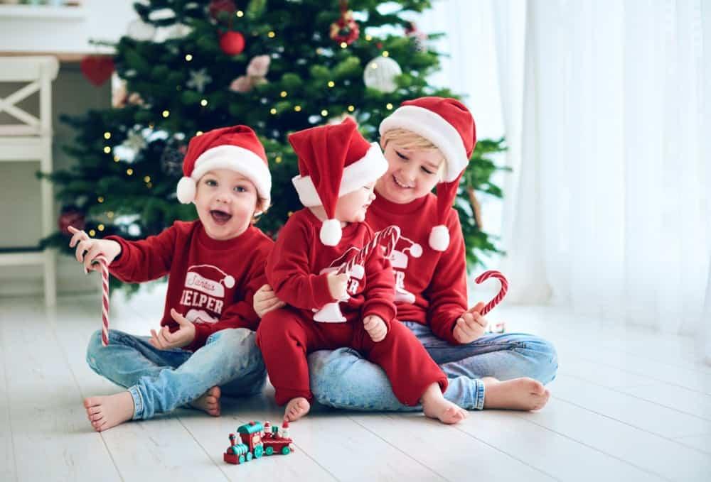 20+ món quà Noel cho bé trai và bé gái mọi lứa tuổi, độc đáo nhất 2023