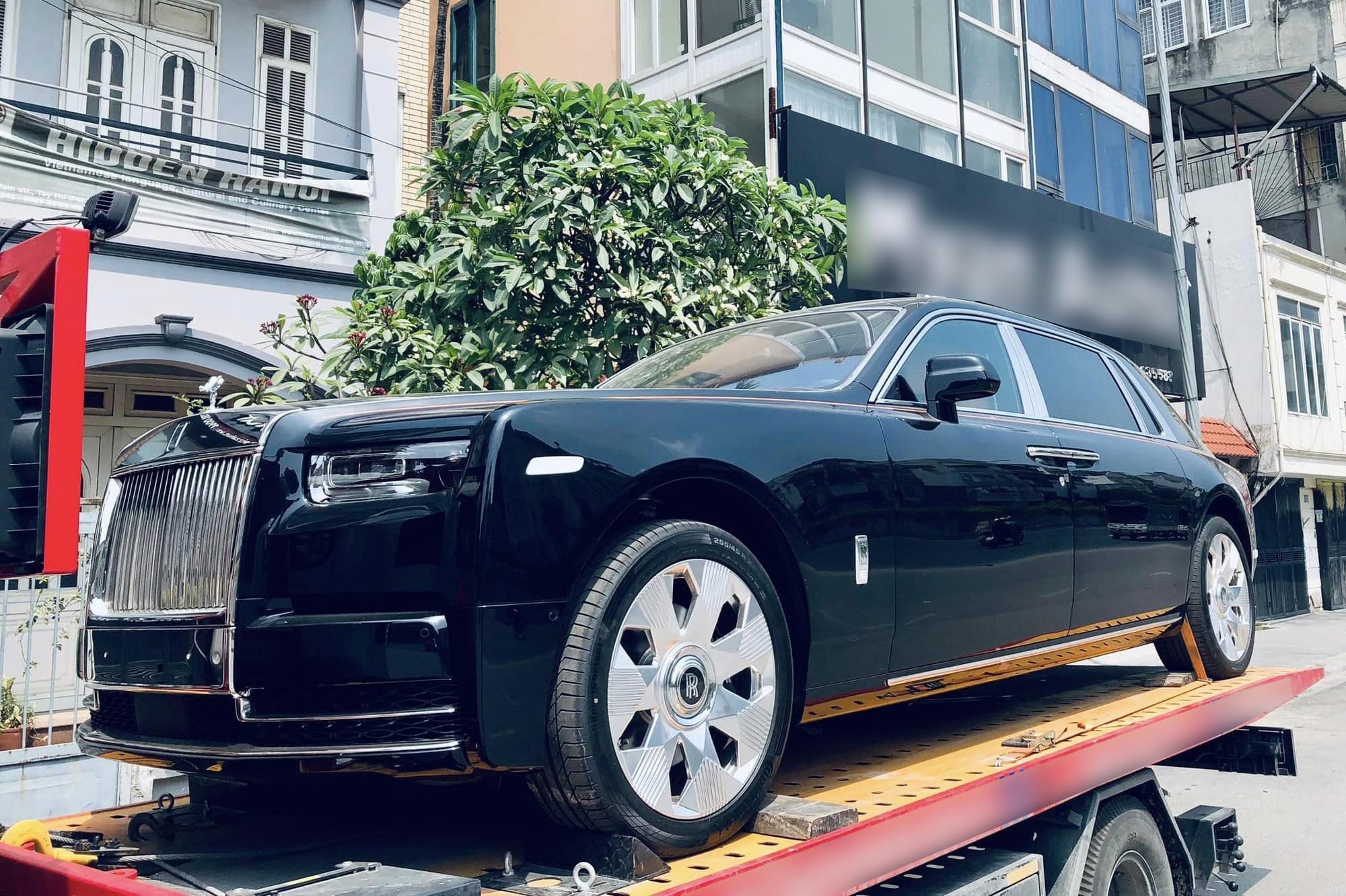 Kinh tế khó khăn, đại gia Việt vẫn tậu Rolls-Royce giá đồn đoán 80 tỷ đồng