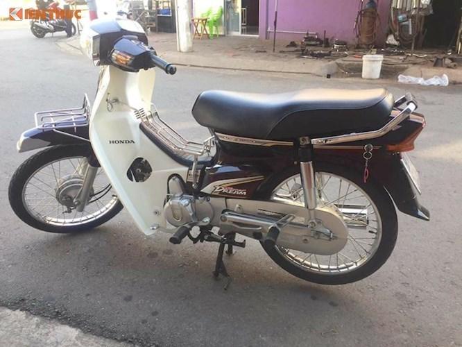 Honda Super Dream "thét giá" 100 triệu đồng tại Long An