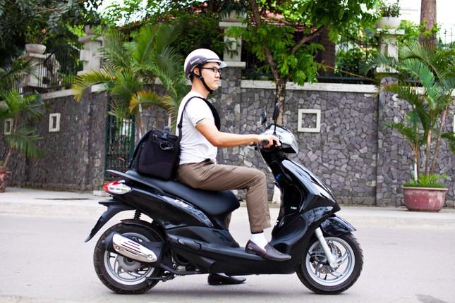 Piaggio Fly 2012: Đẹp nhưng chưa hoàn thiện