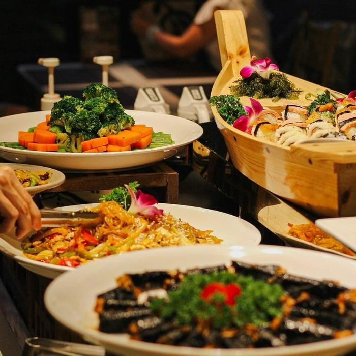 TOP 11 nhà hàng buffet chay ngon, nổi tiếng, thu hút khách ở TP.HCM