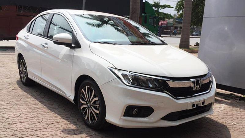 Những điểm khác nhau hai phiên bản Honda City 2017 - Ảnh 1