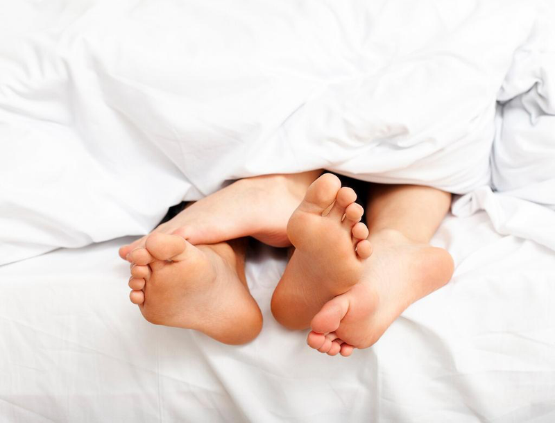 Quan hệ cọ xát bên ngoài có thai không và lý giải nguyên nhân 1