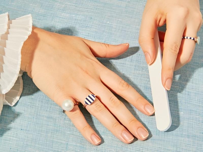 20+ những mẫu nail đẹp cho móng ngắn xinh xắn, trendy