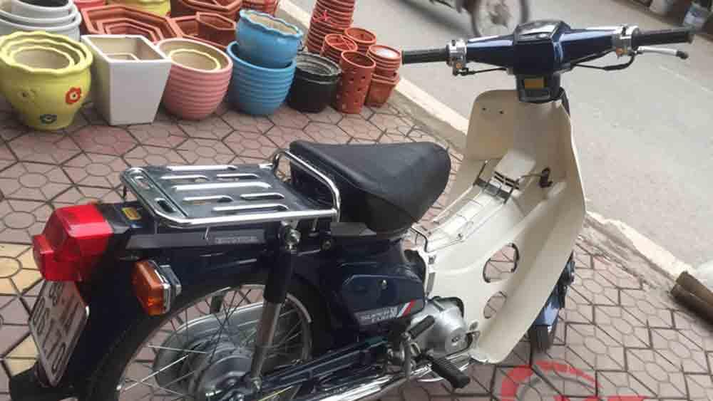 Honda Super Cub 82 đã 30 năm tuổi, giá đắt hơn Honda SH150i