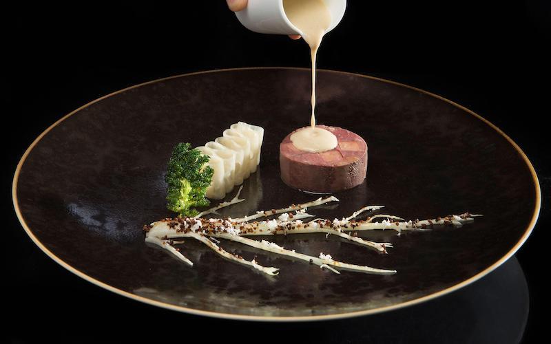 10 đầu bếp đạt nhiều sao Michelin với tài nấu ăn cực đỉnh