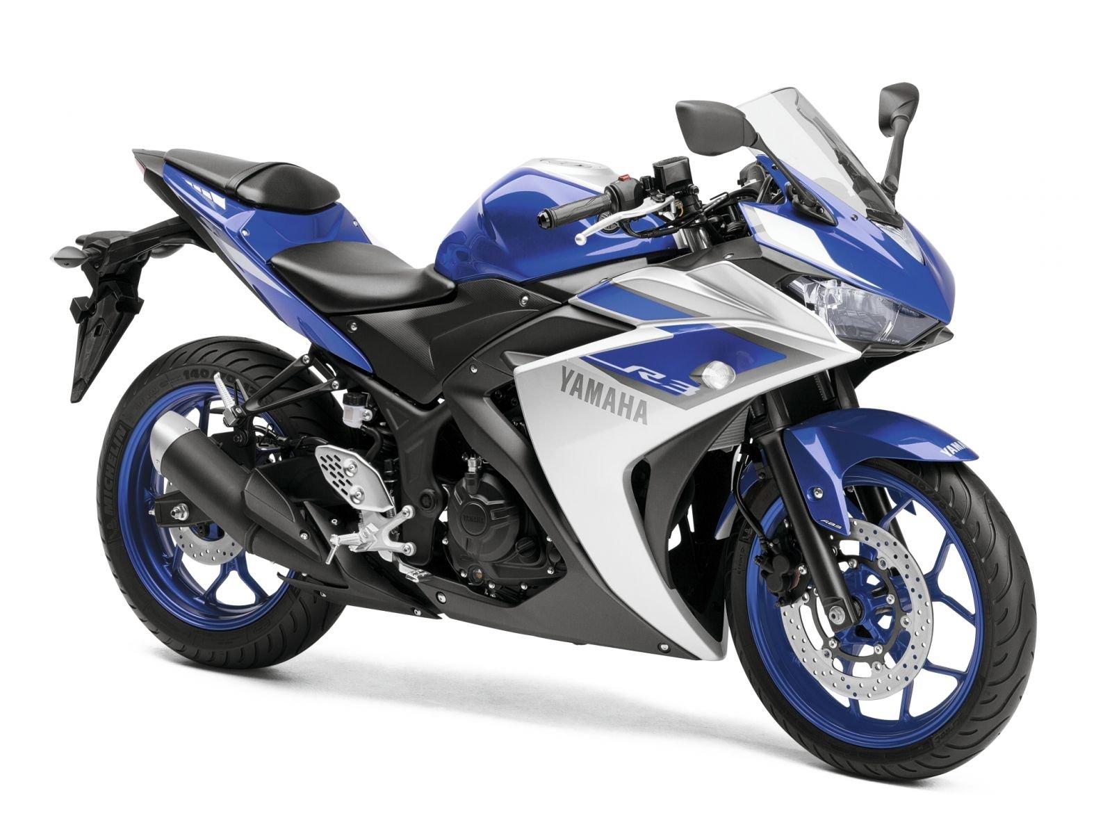 Yamaha R3 dán tem trùm phong cách thể thao
